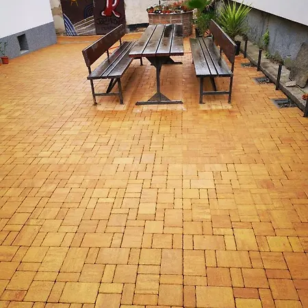 Apartment Za Sakurou Hodonin